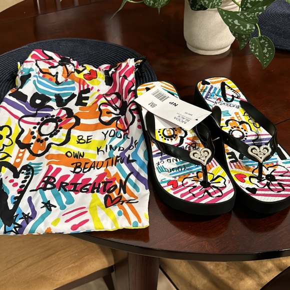 Brighton wedge flip flops new with tags - Picture 2 of 3